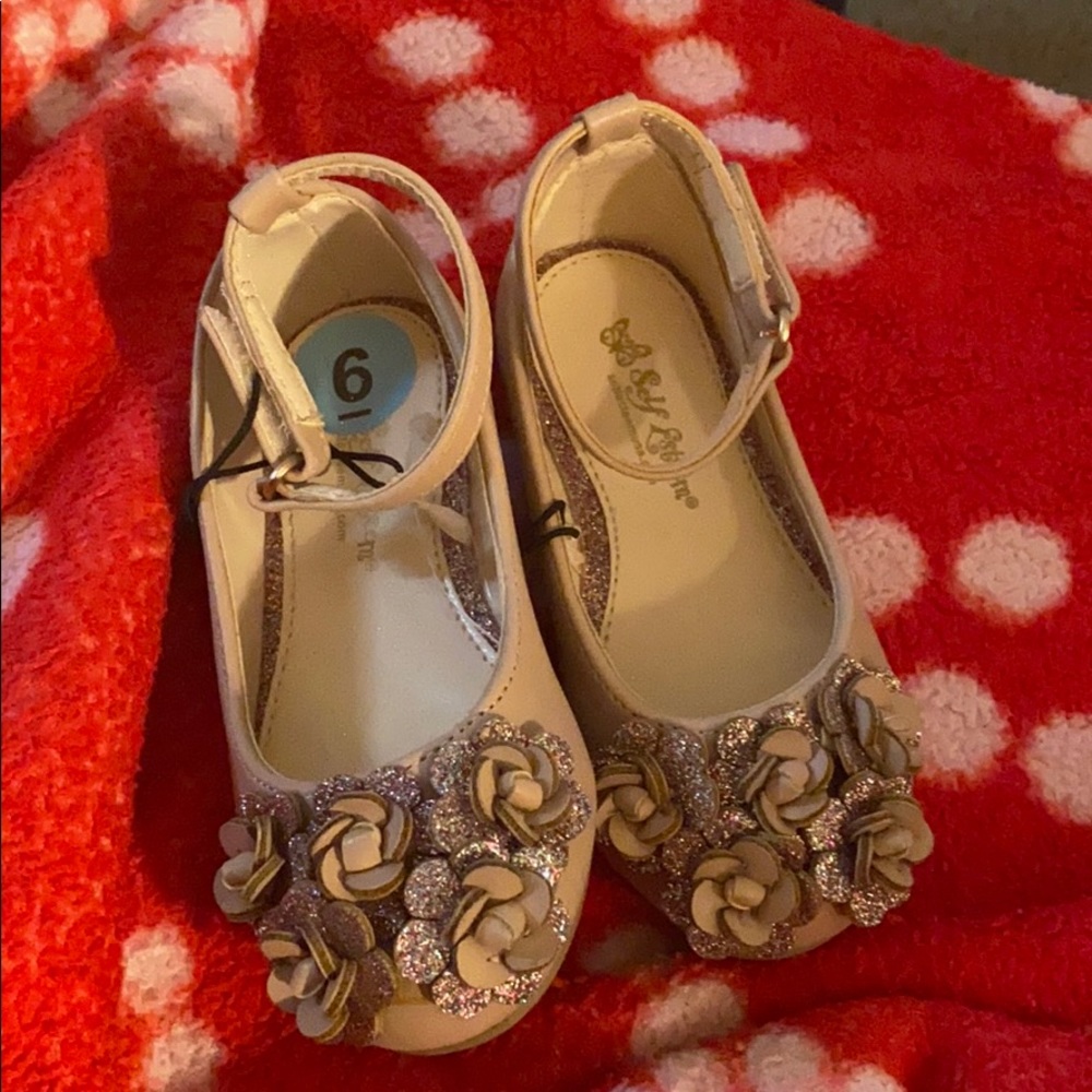 Toddler shoes